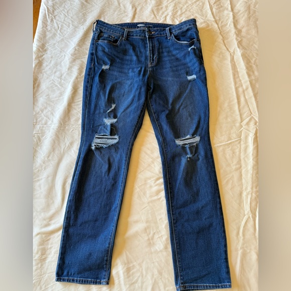 Old Navy Denim - Old Navy Power Straight distressed Jean